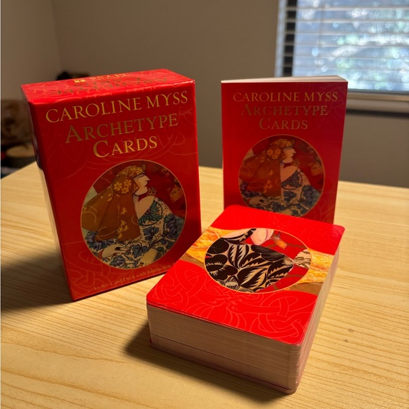 Archetype Cards Oracle deck - Picture 2 of 8